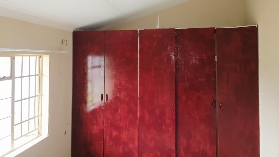2 Bedroom Property for Sale in Oos Einde North West